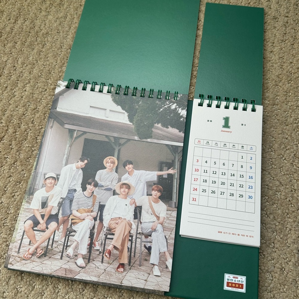 Official BTS 2021 Seasons Greetings DVD Box Set - Picture 6 of 7